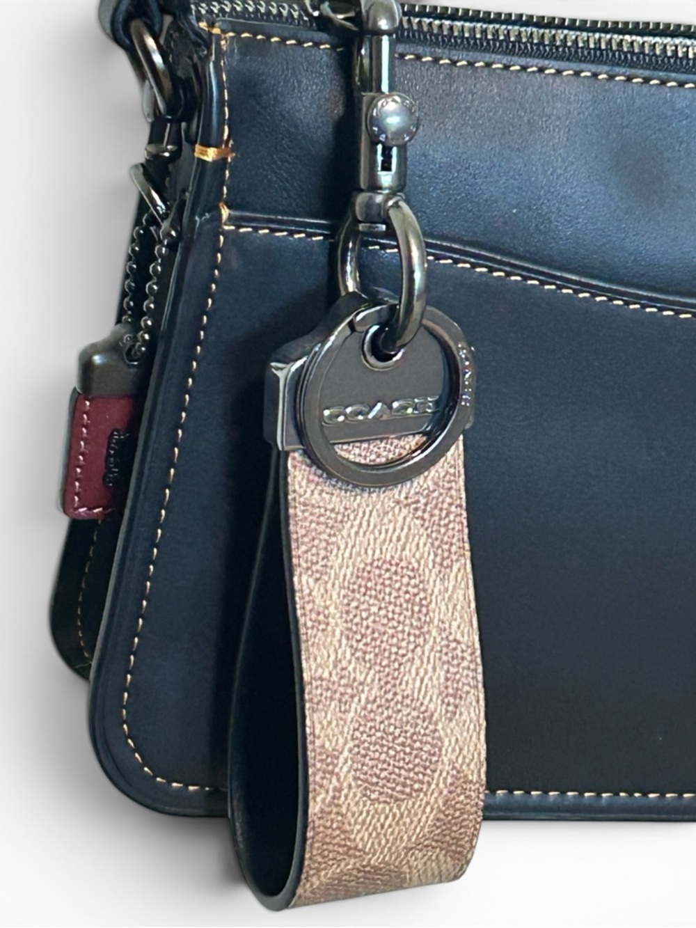 COACH Signature C Coated Canvas w/Gunmetal Hardware Bag Charm Key Ring